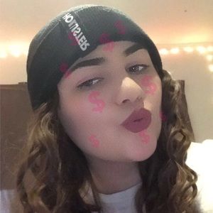 Meet your Posher, Brianna